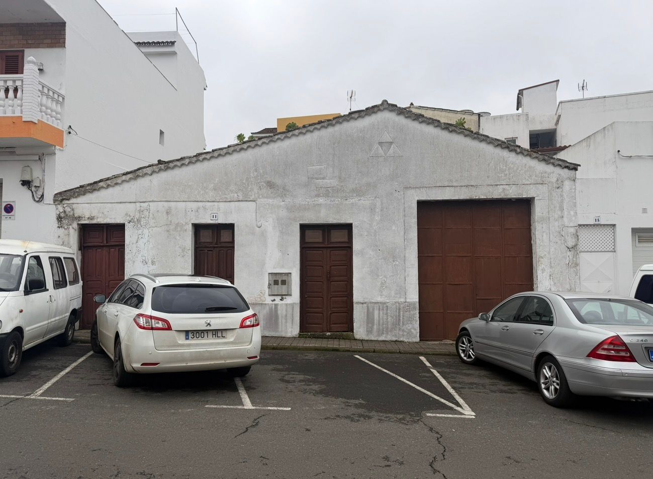 Reestructura edificio antiguo molino de gofio